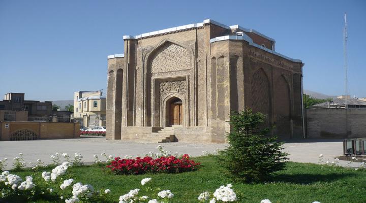 Gonbad-e Alavian